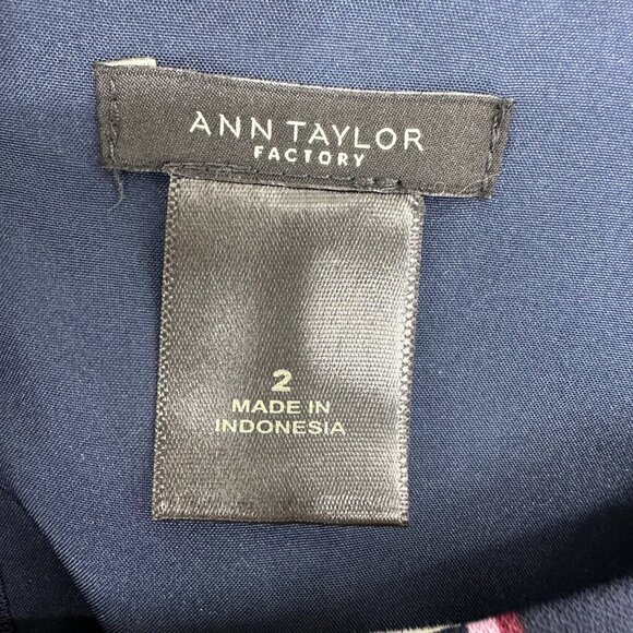 3/$25 Ann Taylor Floral Print‎ Mini Sheath Dress 2 Sleeveless Navy Blue Purple - Picture 9 of 10